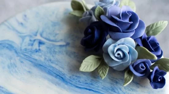Startup Library Cake Decorating