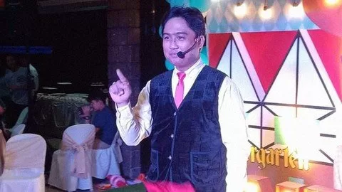 Magic Tricks For Stage Comedy and Kids Entertainment Vol 1