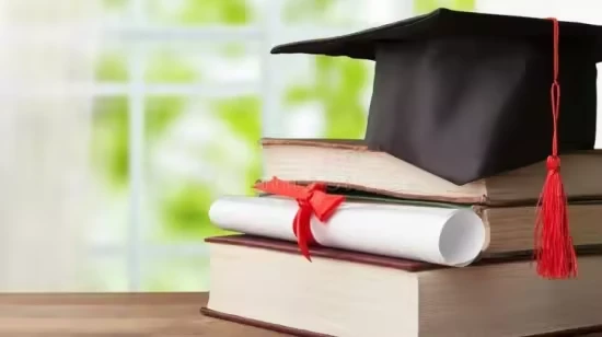 Writing an Academic Thesis Step-by-Step Guide for Students Writing an Academic Thesis: Step-by-Step Guide for Students - Image 1